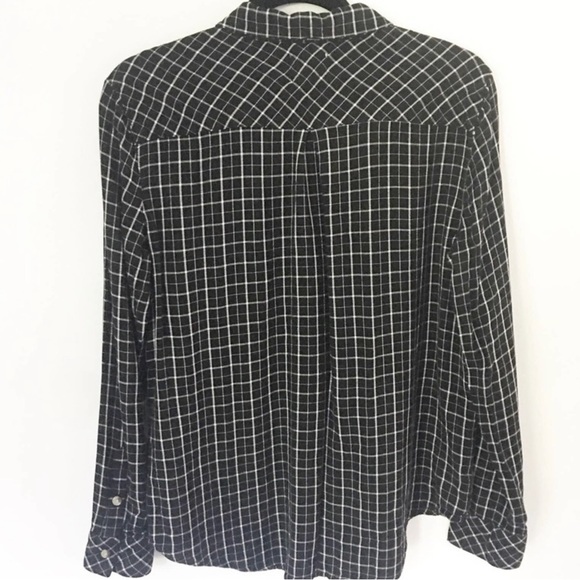 Harper Black & White Checkered Long-sleeve Buttondown Rayon Top - Picture 2 of 3